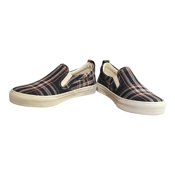 New Taos Women’s Rubber Soul Burgundy Plaid Slip On Sneakers Canvas Shoes Size 9 - Picture 4 of 6
